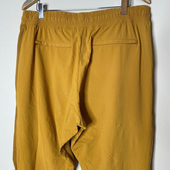 ATHLETA Textured Brooklyn Jogger Golden Yellow Size 16 - Picture 7 of 8